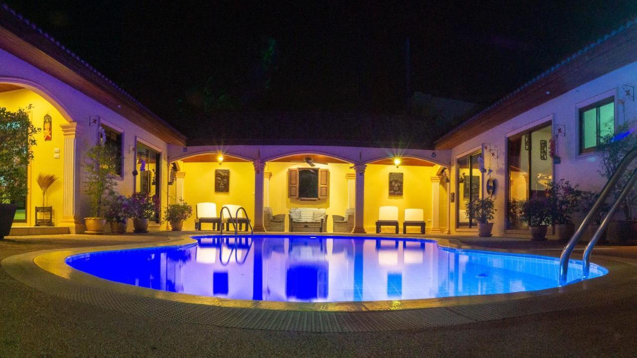 Coconut Paradise Villas Rawai エクステリア 写真