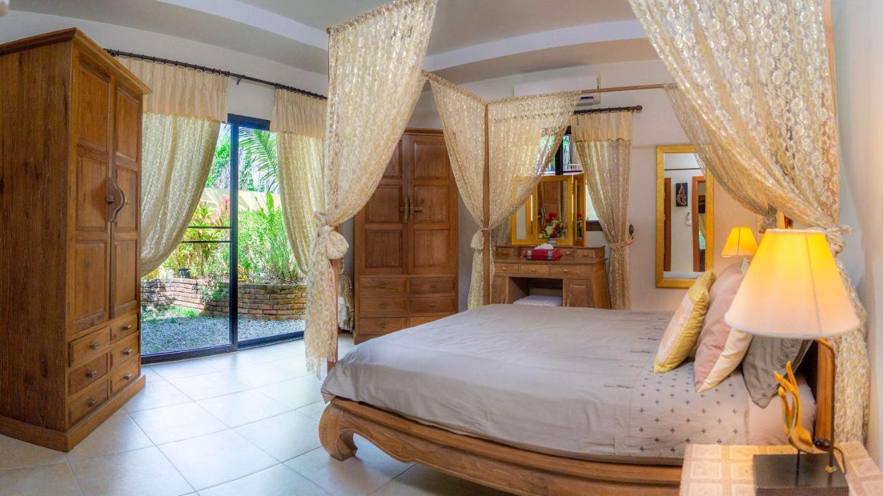 Coconut Paradise Villas Rawai エクステリア 写真