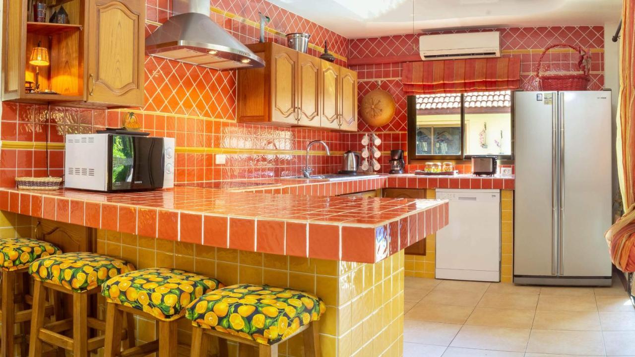 Coconut Paradise Villas Rawai エクステリア 写真