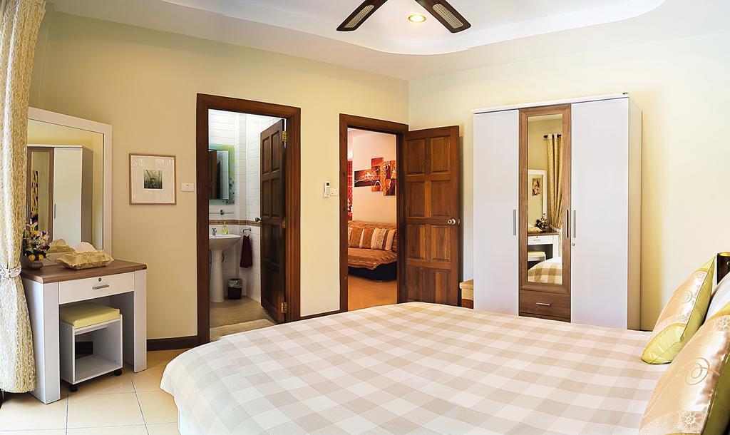 Coconut Paradise Villas Rawai エクステリア 写真
